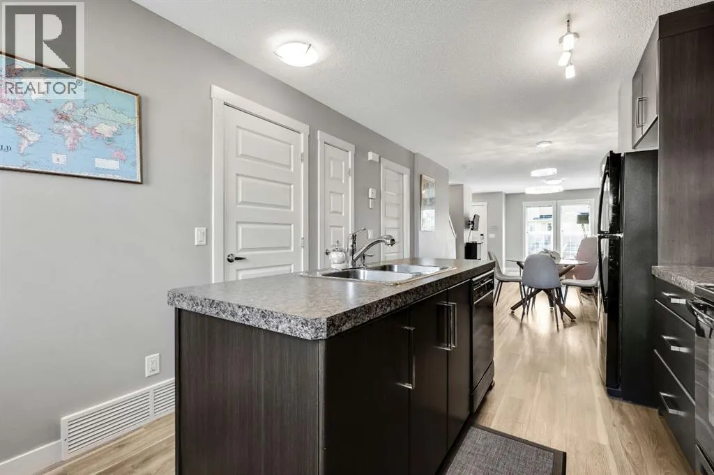 220 Mckenzie Towne Close SE