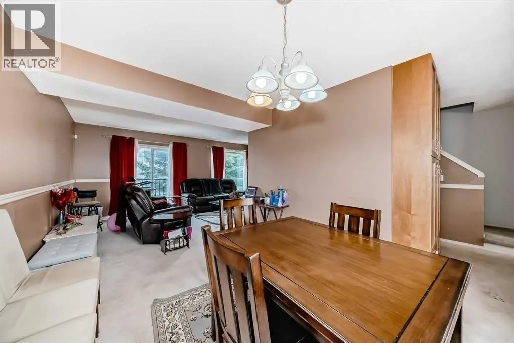 28, 200 Hidden Hills Terrace NW