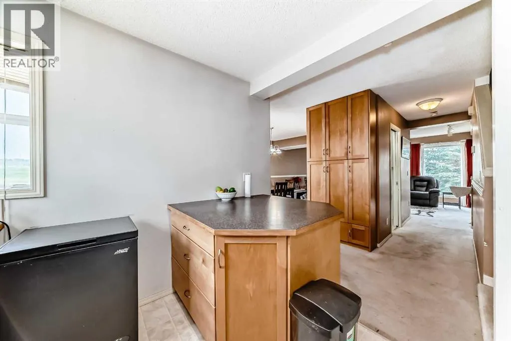 28, 200 Hidden Hills Terrace NW
