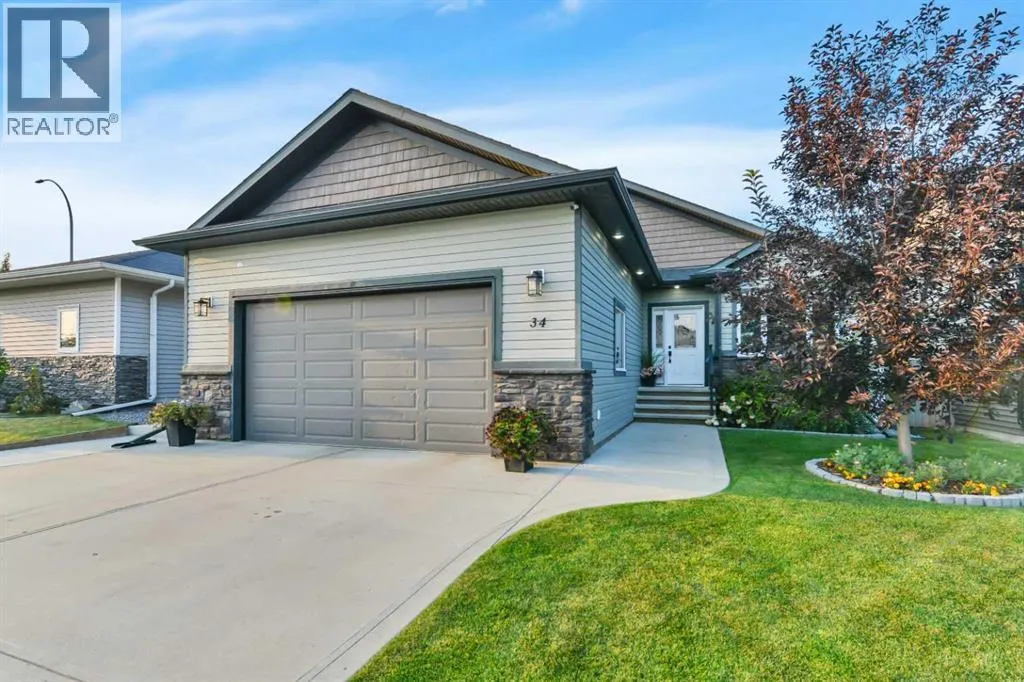 34 Leaside Crescent