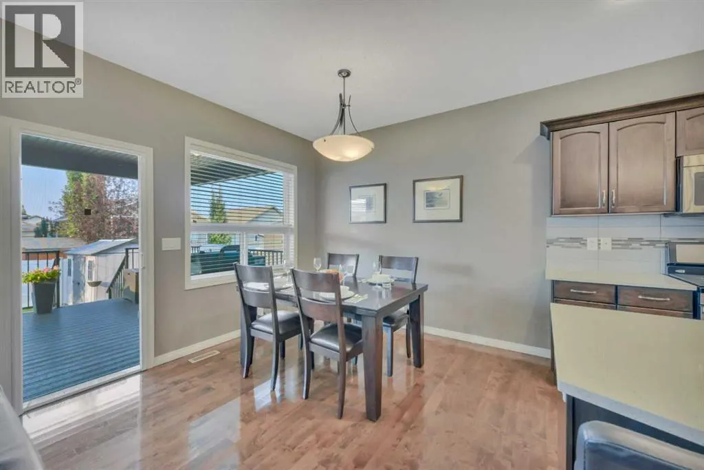 34 Leaside Crescent