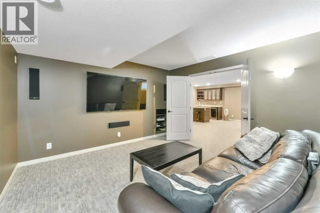 34 Leaside Crescent