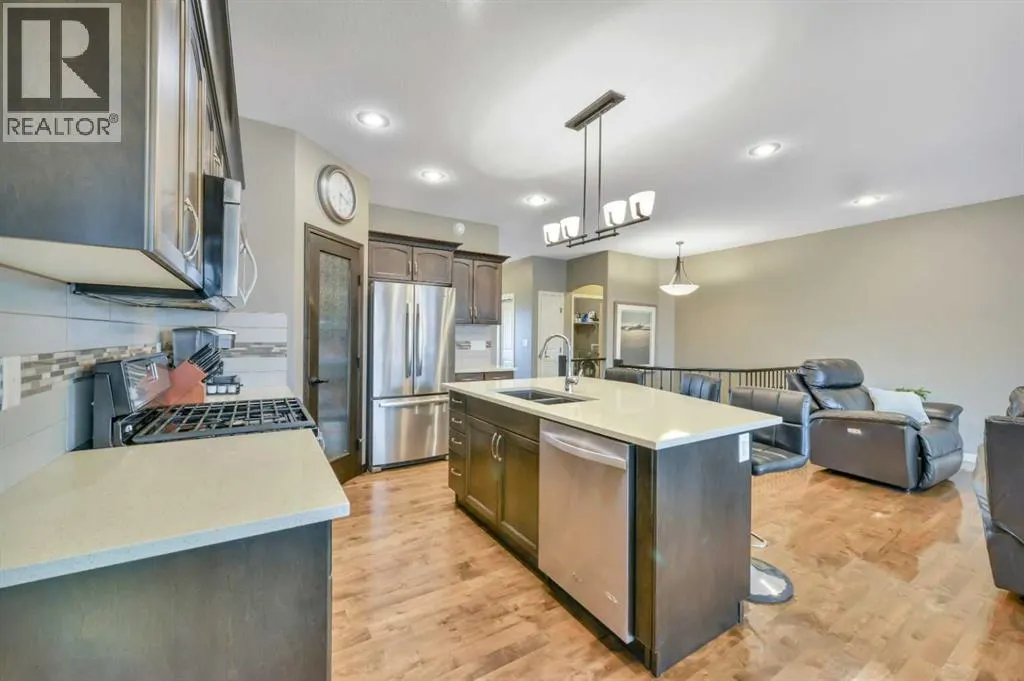 34 Leaside Crescent