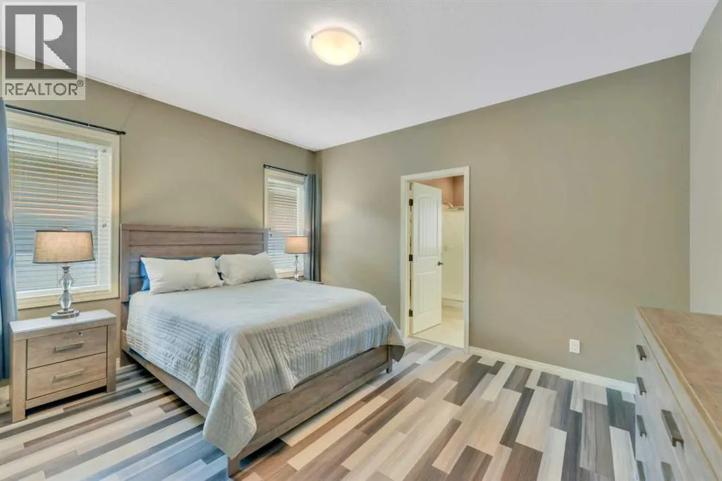 34 Leaside Crescent