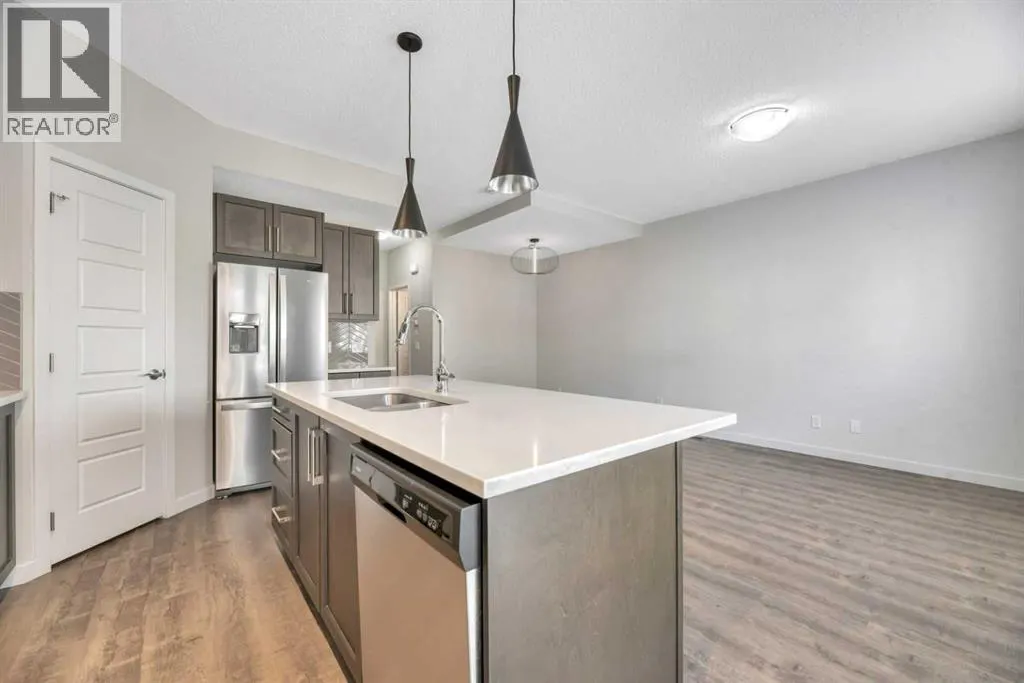 104, 32 Red Embers Parade NE