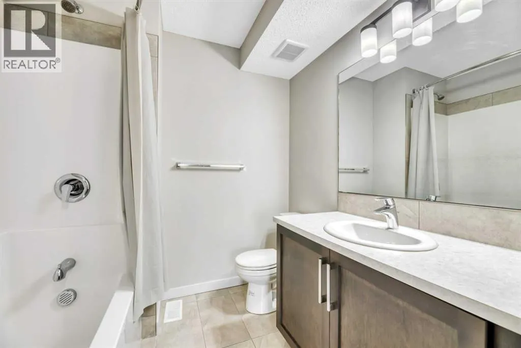 104, 32 Red Embers Parade NE