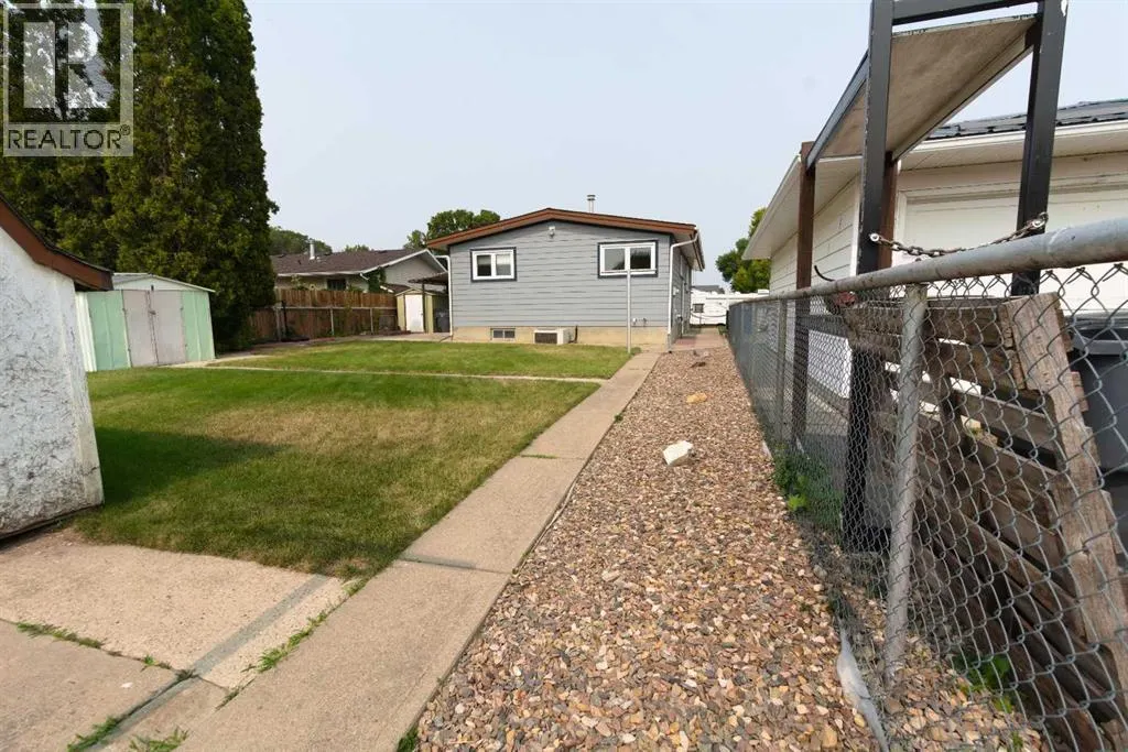 1955 20 Street SE