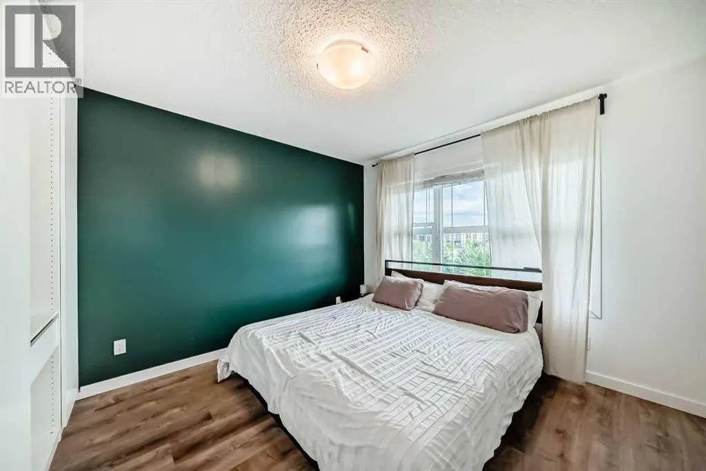 43 Masters Square SE