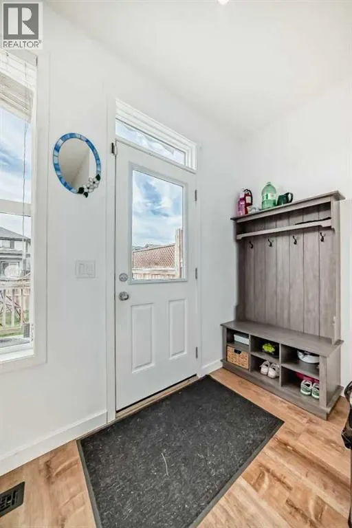 43 Masters Square SE