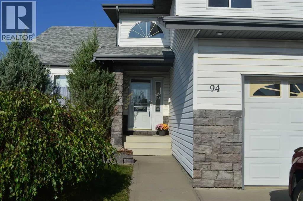 94 Lund Close