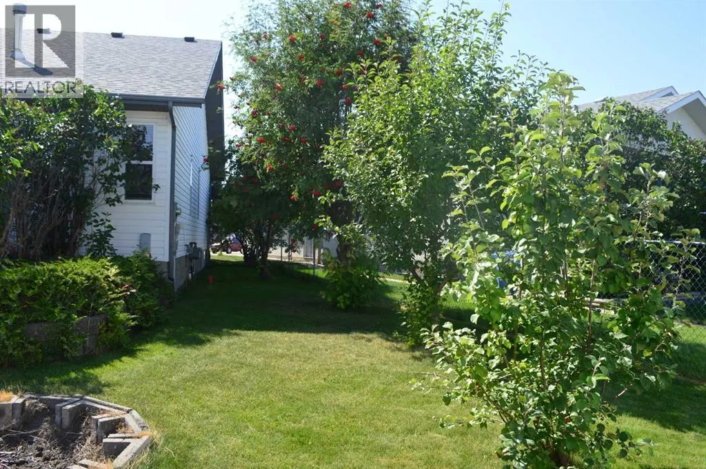 94 Lund Close