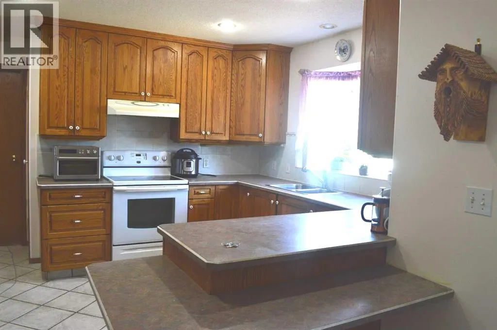 94 Lund Close