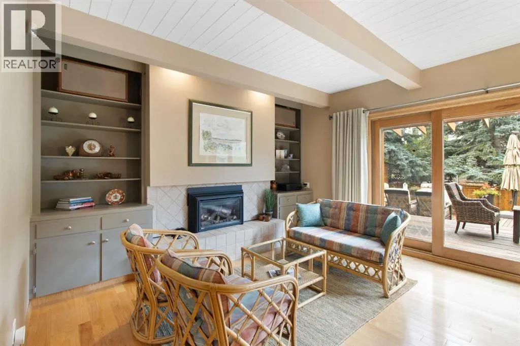 39 Woodgreen Drive SW