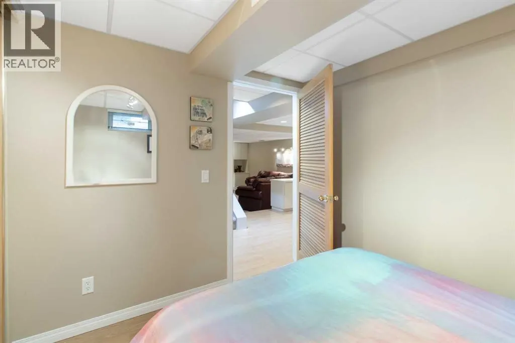 39 Woodgreen Drive SW