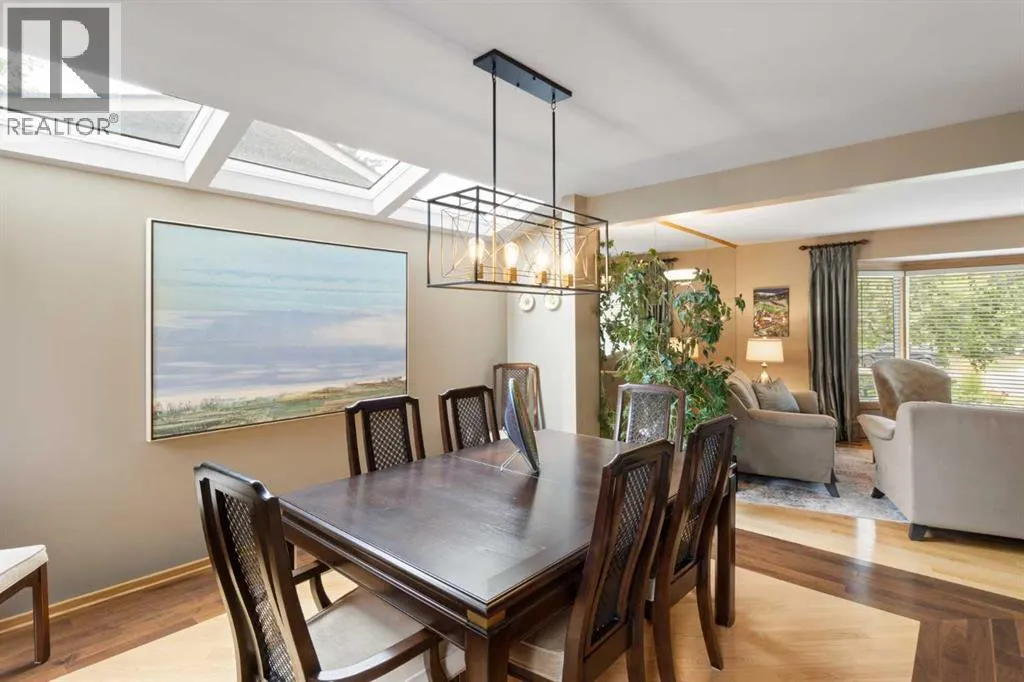 39 Woodgreen Drive SW