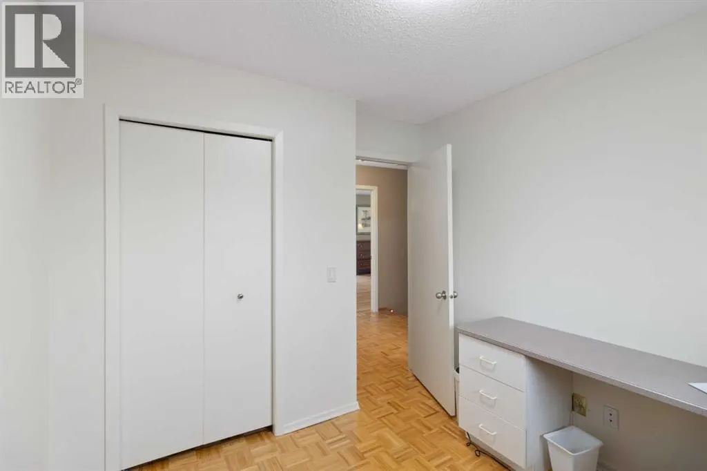 39 Woodgreen Drive SW