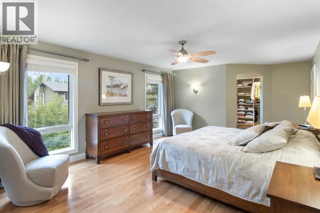 39 Woodgreen Drive SW