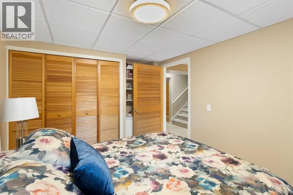 39 Woodgreen Drive SW