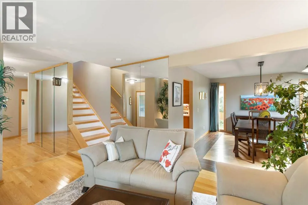 39 Woodgreen Drive SW
