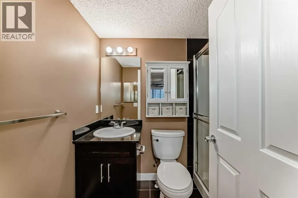 4320, 403 Mackenzie Way SW
