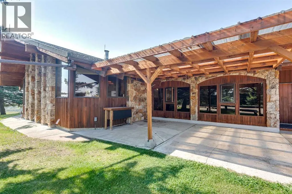 273167 Range Road 25
