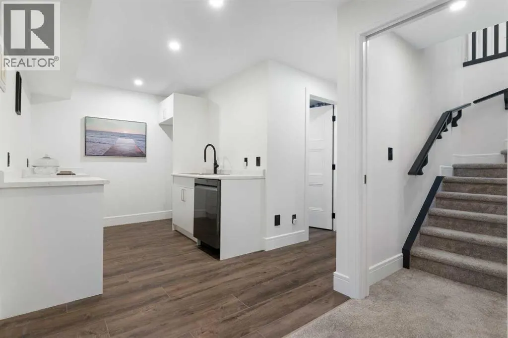 108 Citadel Park NW