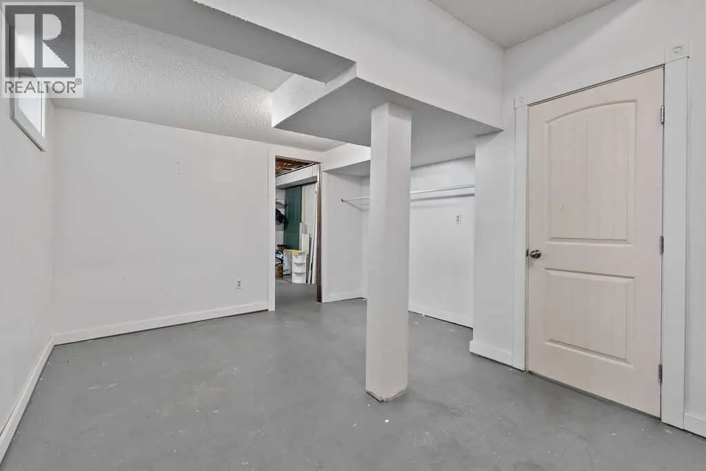 215 Ranchview Court NW