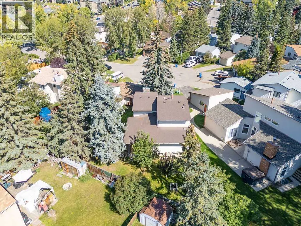 215 Ranchview Court NW