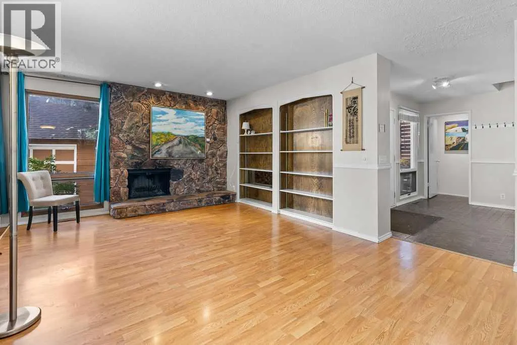 215 Ranchview Court NW