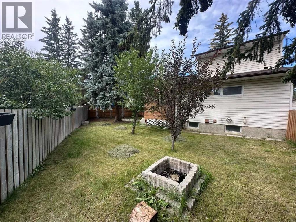 215 Ranchview Court NW
