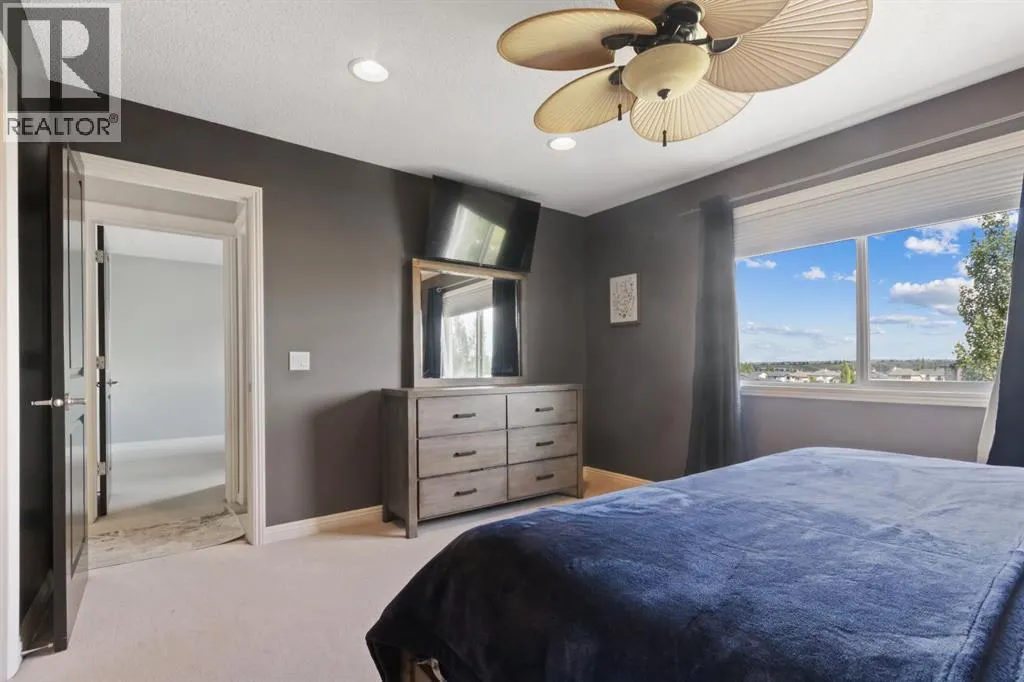 284 Kincora Heights NW