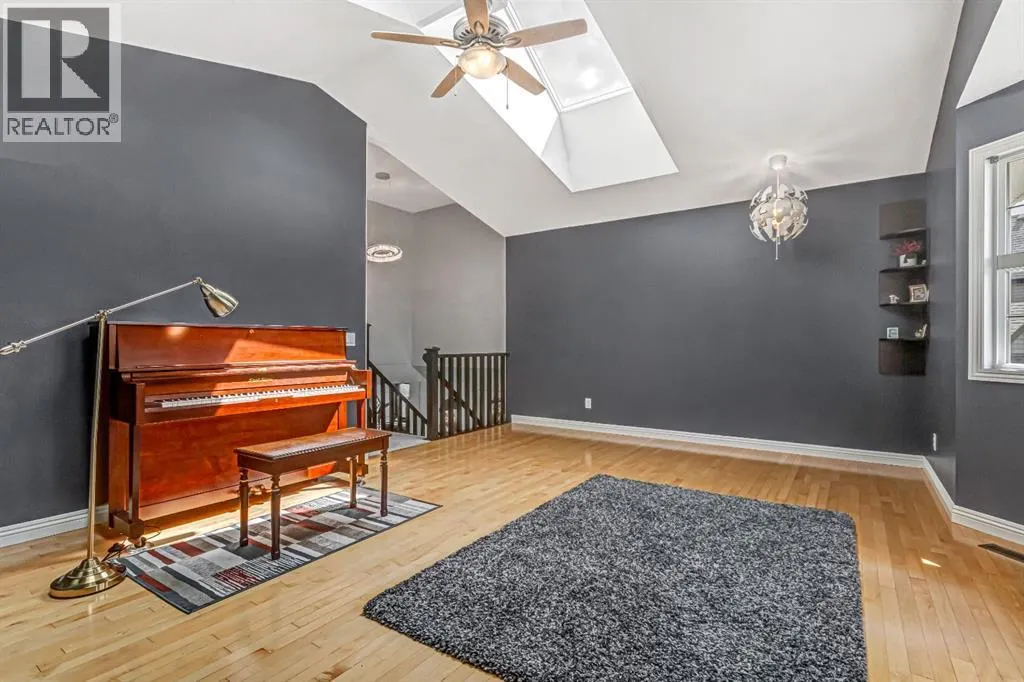 284 Kincora Heights NW