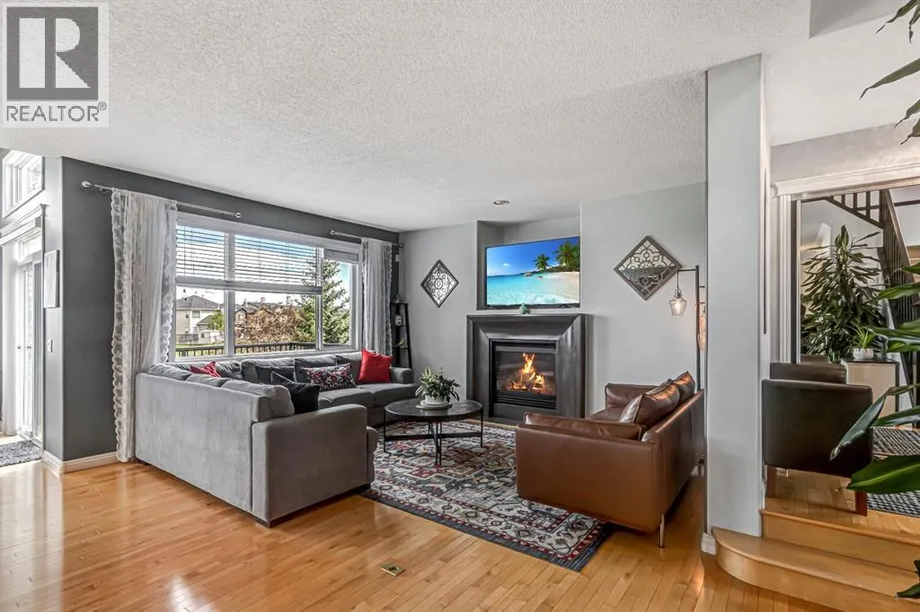 284 Kincora Heights NW