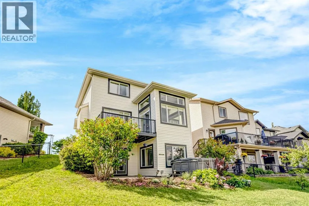 284 Kincora Heights NW