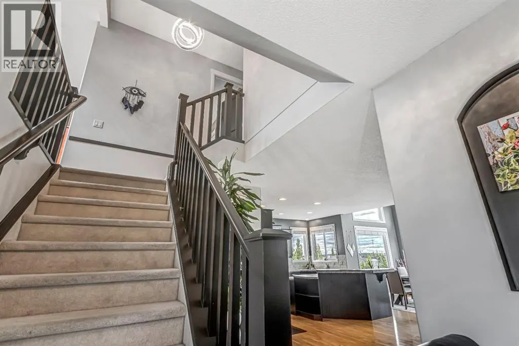 284 Kincora Heights NW