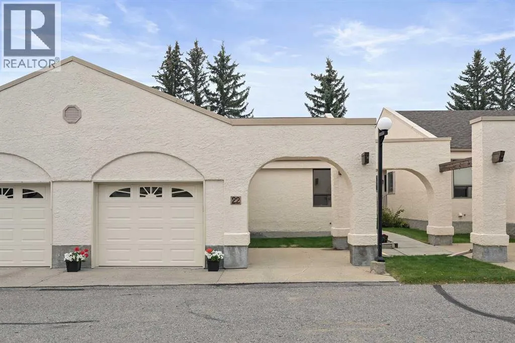 22 Sandarac Circle NW