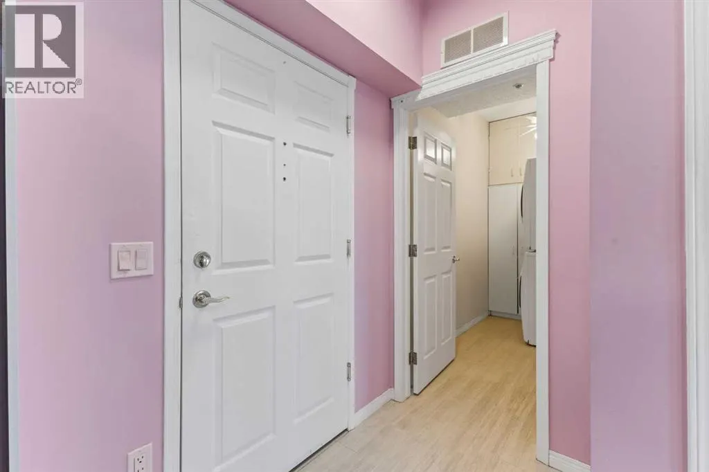 321, 200 Lincoln Way SW