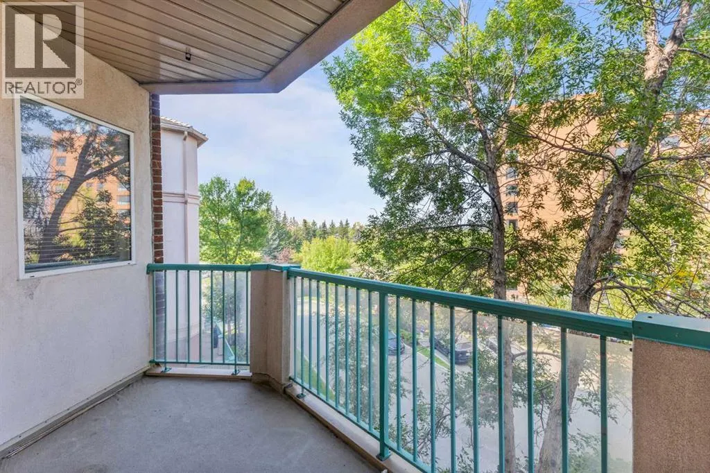 321, 200 Lincoln Way SW