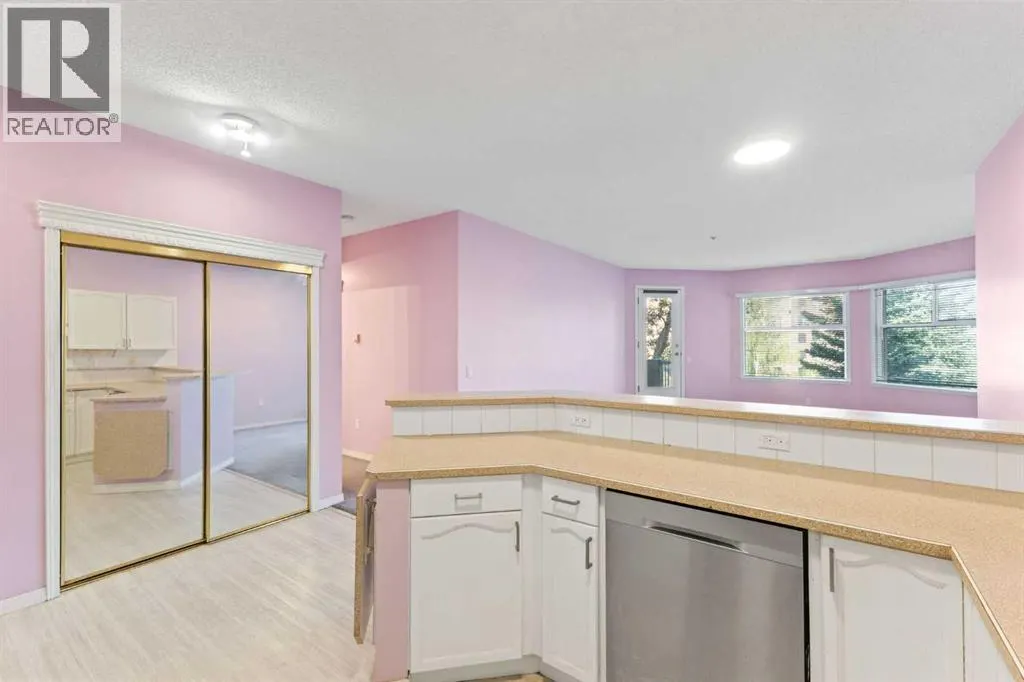 321, 200 Lincoln Way SW