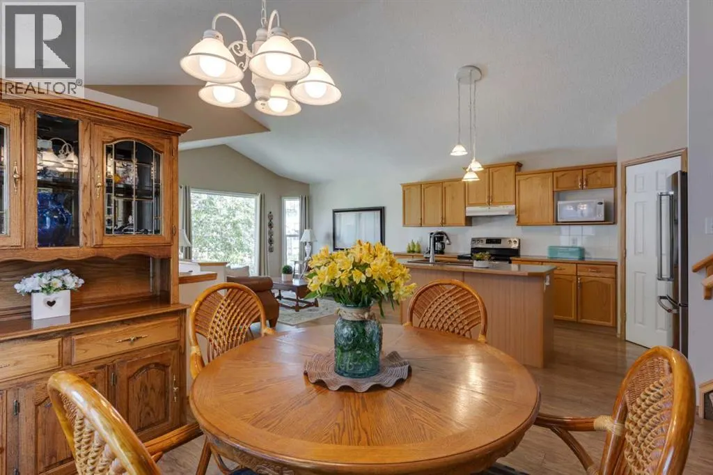 131 Citadel Mesa Close NW