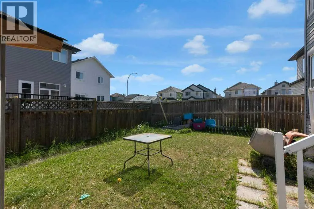 442 Saddlecreek Way NE