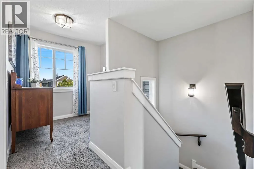 2530 Ravenswood View SE