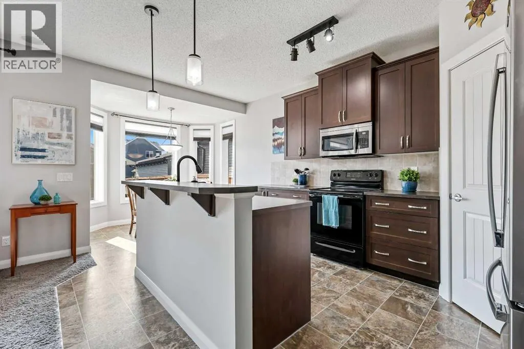 2530 Ravenswood View SE