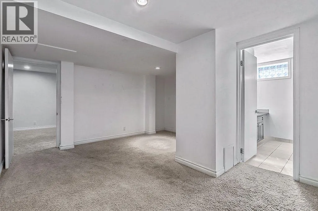 41 Mackay Drive SW