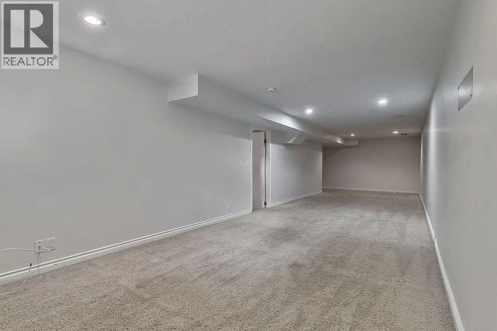 41 Mackay Drive SW