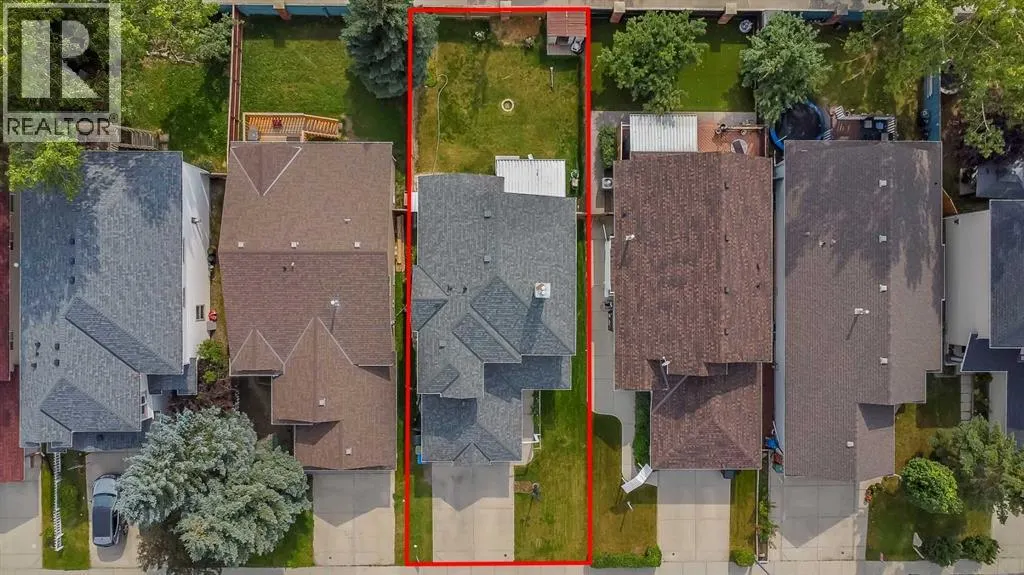 140 Coventry Green NE