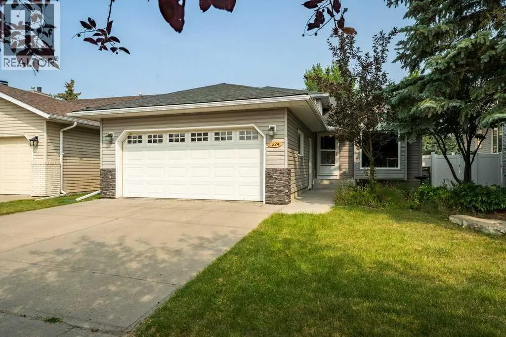 1224 Thorburn Drive SE