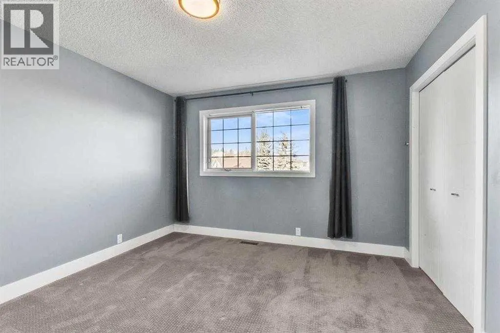 129 Edgebrook Gardens NW