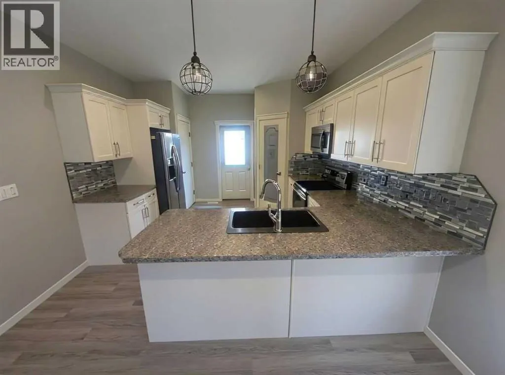 115 Aurora Heights