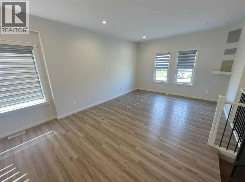 115 Aurora Heights